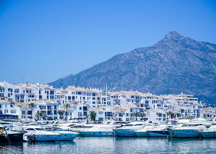 Altos De Banus Iii